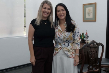 Primeira-dama Érika Araujo fortalece parcerias com o Estado para projetos sociais em Avaré