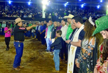 Expofar começa em grande estilo com show de Jorge & Mateus