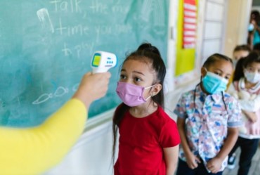 Escolas da rede municipal voltam a receber 100% dos alunos em Itaí