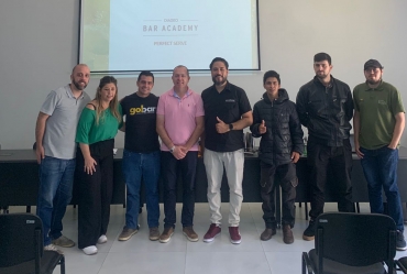 Workshop orienta funcionários de bares e restaurantes sobre segurança no consumo de bebidas em Avaré