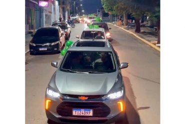 Carreata emociona Coronel Macedo em apoio à jovem Duda