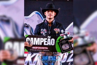 Taguaiense é campeão do rodeio em touros na ExpoTaguaí 2026