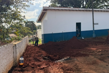 Prefeitura de Timburi realiza  reparos no recinto José Noronha Viana