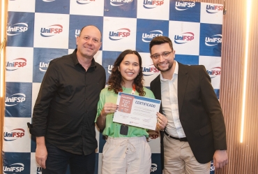 UniFSP premia alunos de escolas da região com bolsas após destaque na OLISP