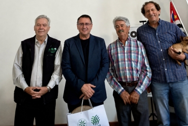 Prefeito Roberto Araujo anuncia lançamento do CEP Rural em evento na AREA