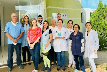 Setor da Saúde de Taguaí recebe prêmio