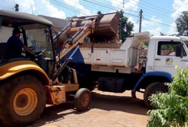 Prefeitura de Sarutaiá promove Operação de Limpeza nos Bairros 