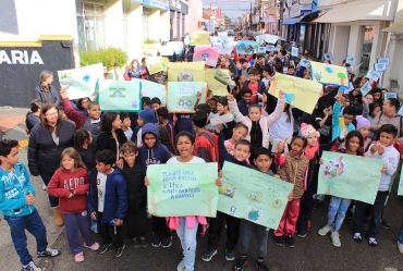 Dia Mundial do Meio Ambiente em Avaré é celebrado com passeata