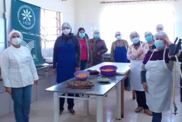 Sindicato Rural de Piraju e Senar ministram cursos de alimentos em Tejupá