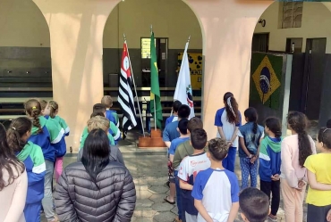 Timburi celebra o Dia da Independência com Educação Cívica