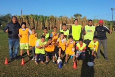 Escolinha de Futebol da Barra Grande inicia atividades
