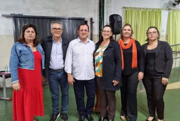 Palestra aborda importância do trabalho em rede em Sarutaiá para prevenção da violência nas escolas