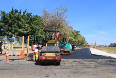 Rua no recinto da Emapa é duplicada pela Prefeitura de Avaré