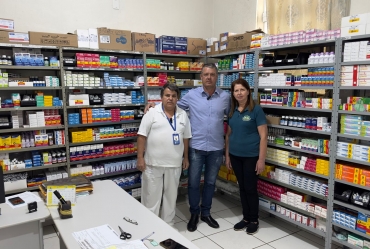 Timburi amplia acesso a medicamentos na farmácia municipal 