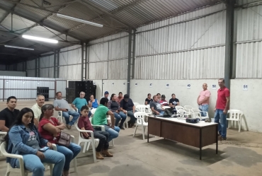 Agricultores familiares participam de palestra sobre crédito rural em Avaré