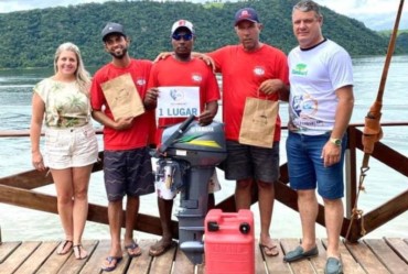 EQUIPE DE RIBEIRÃO CLARO - PR CONQUISTA O 1º LUGAR NO CAMPEONATO DE PESCA