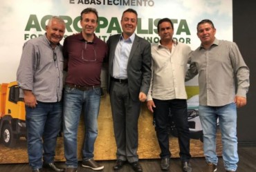 Itaporanga recebe equipamentos agrícolas no valor de R$ 2 mi