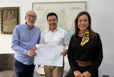 Prefeito Cristiano Amorim participa de reunião em São Paulo em busca de novos recursos