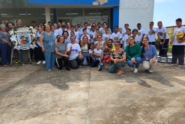 Música e confraternização movimentam tarde no Centro de Convivência do Idoso