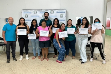 Formatura emocionante: 8 alunos concluem Curso de Informática Básica em Fartura
