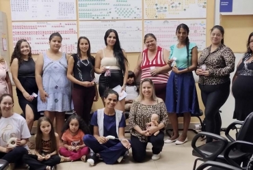 Equipe da saúde realiza encontro com grupo de gestantes de Sarutaiá