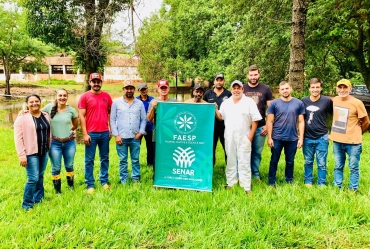 Curso de bovinocultura de Leite e sobre a aplicação de medicamentos em Timburi