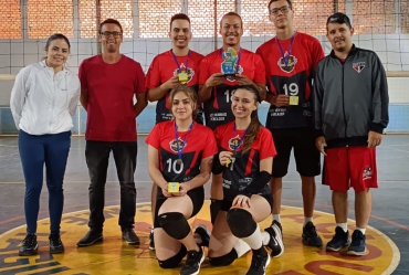 Taguaí sediou Torneio de Vôlei 4x4 no Ginásio de Esportes no último final de semana