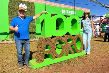 Prefeitura de Itaporanga leva produtores para a Agrishow 