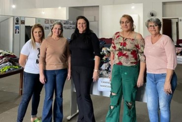 Fundo Social de Timburi faz distribuições das peças de roupas arrecadadas na Campanha do Agasalho