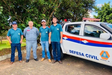 Integrantes da Brigada  de Incêndio de Timburi  passam por capacitação 