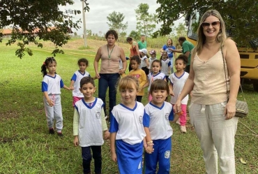 Crianças da rede municipal de Fartura visitam aldeia Tekoá-Porã em Itaporanga