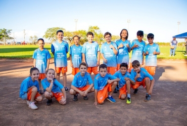 Encerramento de projeto de atletismo reúne jovens em Piraju com apresentação gratuita aberta ao público