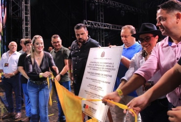 O prefeito Jô Silvestre inaugurou a cobertura da Arena de Eventos durante a abertura da 54ª EMAPA
