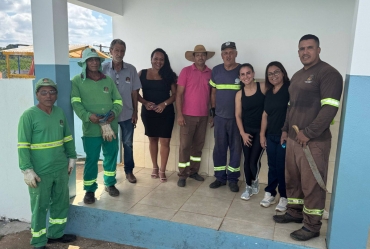 Primeira-dama de Cel Macedo acompanha limpeza em creche