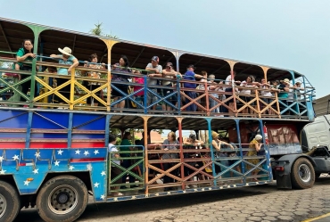 Passeio na Carreta marca as celebrações do Mês do Idoso em Fartura