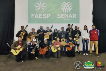 Timburi promove mais um curso de viola caipira e formação musical