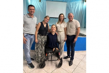 Prefeitura de Taguaí promove palestra motivacional com Tiago Linck e família