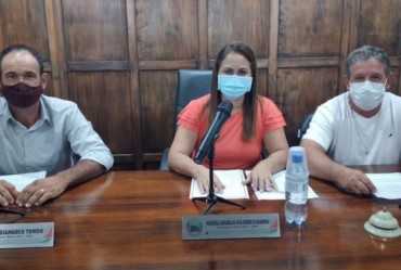 Rosângela Preta indica revitalização do Ginásio de Esportes em Timburi 