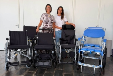 Saúde de Fartura entrega cadeiras de rodas e equipamentos de mobilidade a pacientes