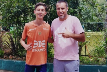 Atleta Sub 15 de Coronel Macedo se apresenta no Brasilis FC 