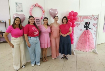 Social realiza ação especial em alusão ao Outubro Rosa em Fartura