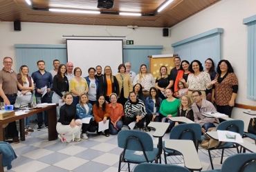 Acif realiza palestra comunicação assertiva, inteligência emocional e princípios sistêmicos 