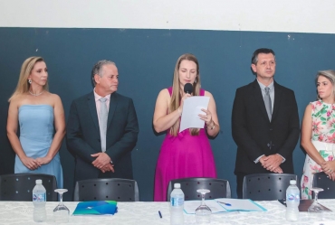 Prefeito Edinho e vice Rafael Corona são empossados em Taguaí