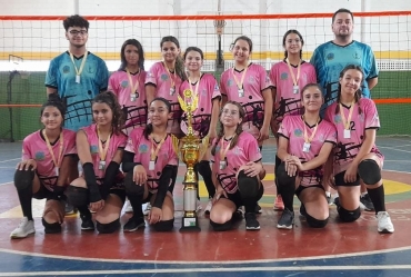 Equipe de Taguaí vence torneio de vôlei  feminino sub-12 em Bernardino de Campos
