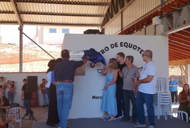Apae de Fartura inaugura Centro de Equoterapia “Marcus Vinicius Calegari Chromeck” em cerimônia emocionante