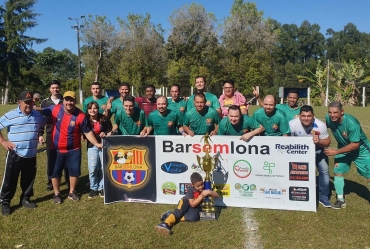 Barsemlona bate Tejupá e é campeão da Copa Amigão Salles