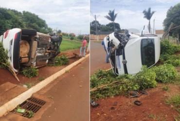 Carro furtado é abandonado após capotar em Taquarituba