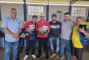 Paulinho e Caíque sagram-se campeões  do 1º Torneio de Truco Raiz de Sarutaiá