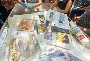 Fotos, jornais, CD, cédulas, lata de refrigerante e mais objetos que ficaram lacrados por 25 anos serão expostos em Piraju