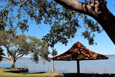 Visita técnica avalia medidas de segurança aquática na represa de Jurumirim